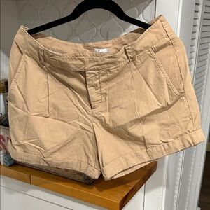 Vince Women's Khaki Shorts